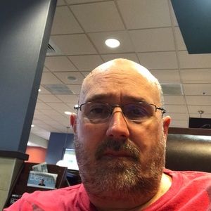 Meet your Posher, Bruce